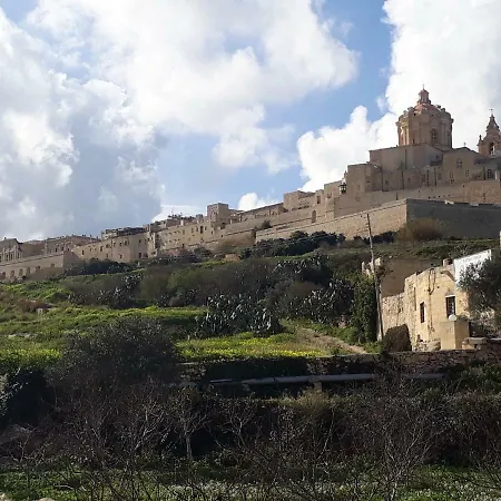 Sqaq Numru 1 Accomodation 3* Rabat