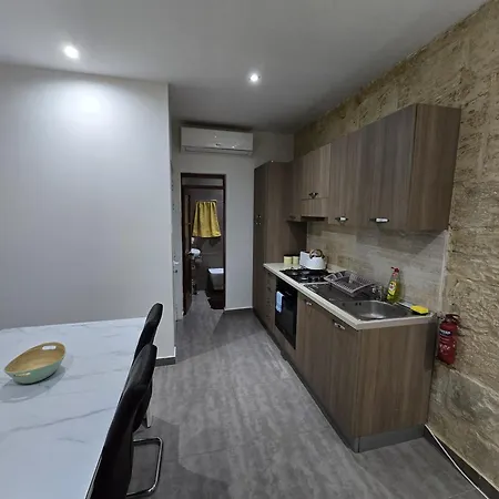 Sqaq Numru 1 Accomodation Penzion 3*