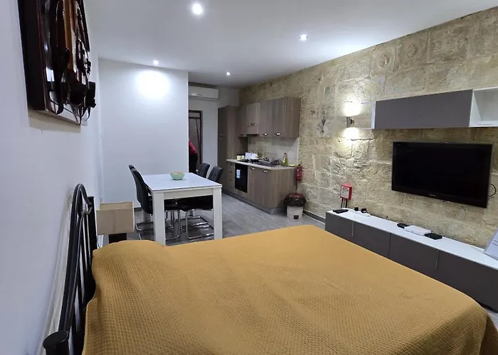 Gasthof Sqaq Numru 1 Accomodation