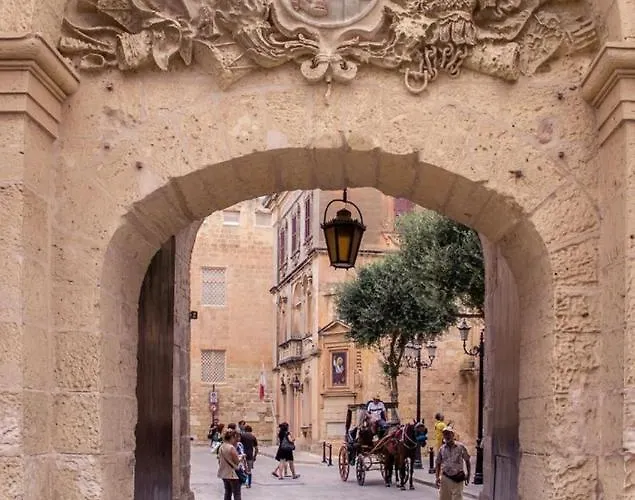 Vendégház Sqaq Numru 1 Accomodation 3*